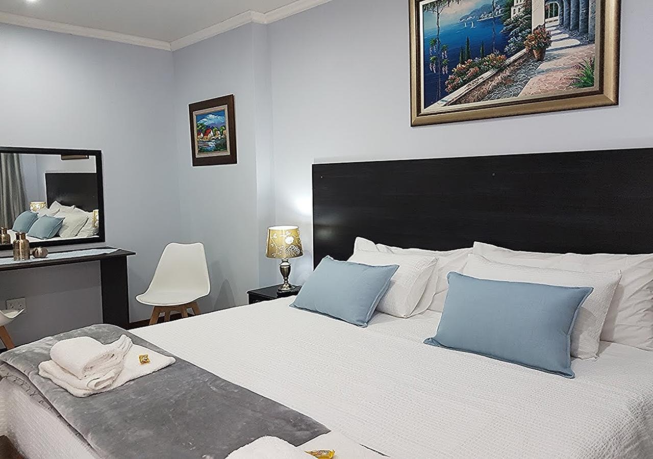 Gemstone Guest House Клерксдорп Екстериор снимка